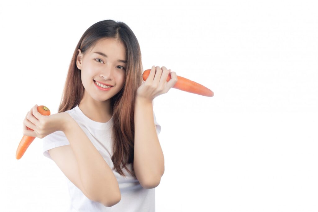 ăn cà rốt giúp cho làn da luôn căng mịn, trắng sáng