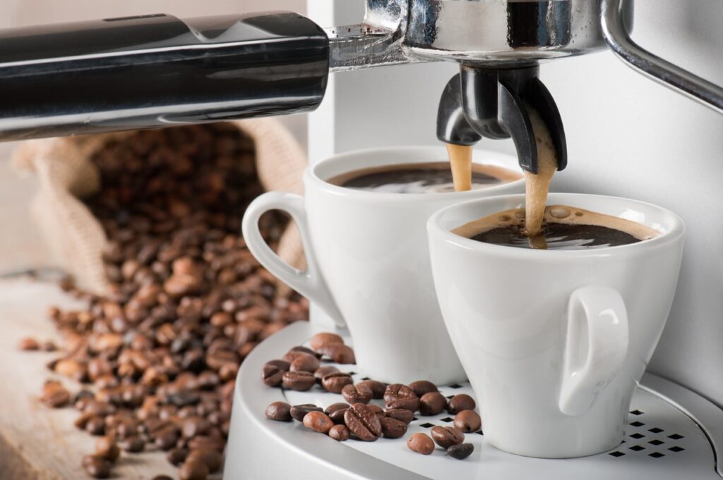 Caffeine xuất hiện trong hơn 60 loài thực vật