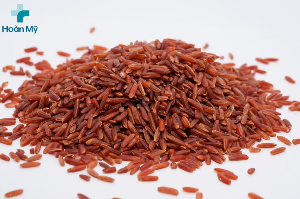 Gạo lứt đỏ chứa nhiều vitamin và khoáng chất