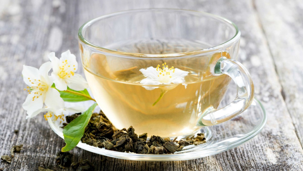 Trà hoa nhài là một trong các loại trà thơm ngon, dễ uống 