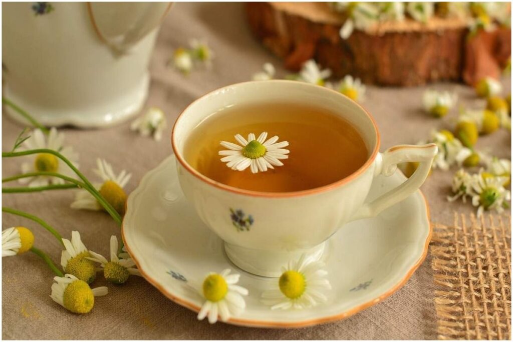 tác dụng của uống trà hoa cúc là giảm căng thẳng