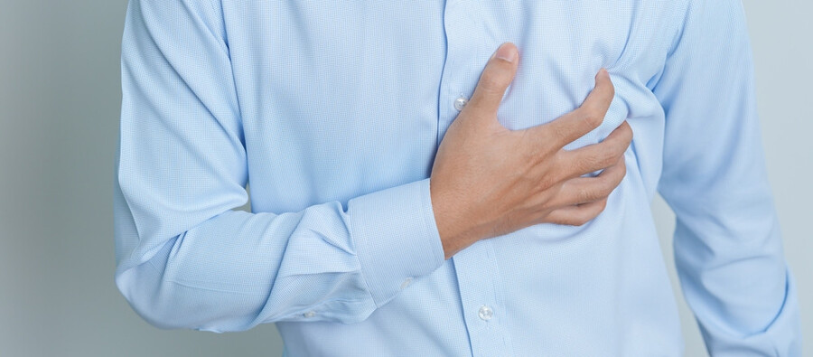 Các triệu chứng của xơ vữa động mạch thường không xảy ra cho đến khi động mạch bị thu hẹp hoặc tắc nghẽn gây thiếu máu cục bộ.