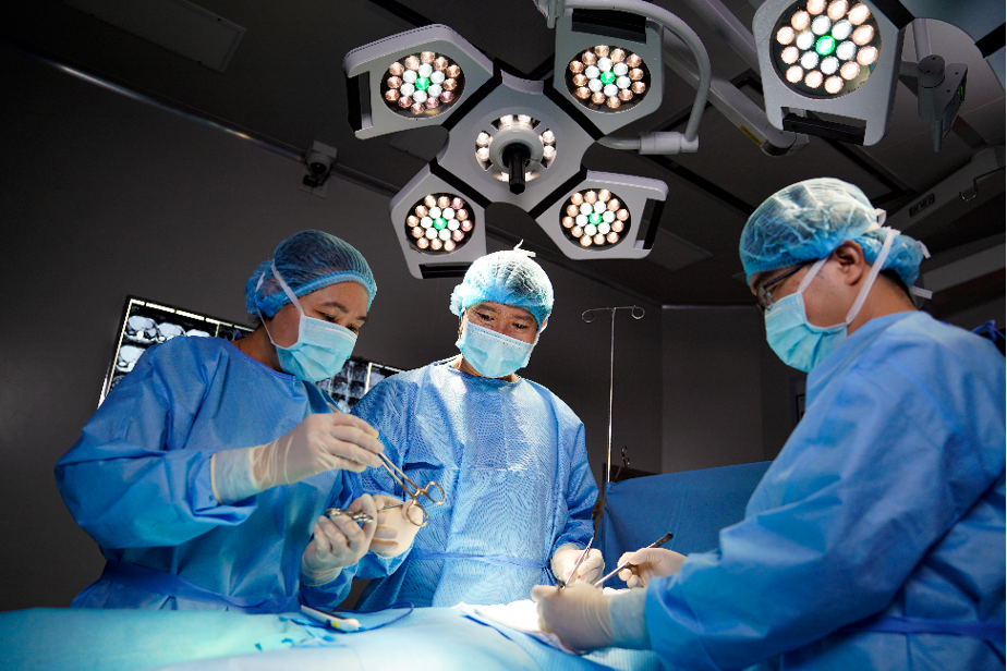 Bất kỳ cuộc phẫu thuật nào người bệnh cũng cần chuẩn bị tinh thần và thể chất trước khi thực hiện