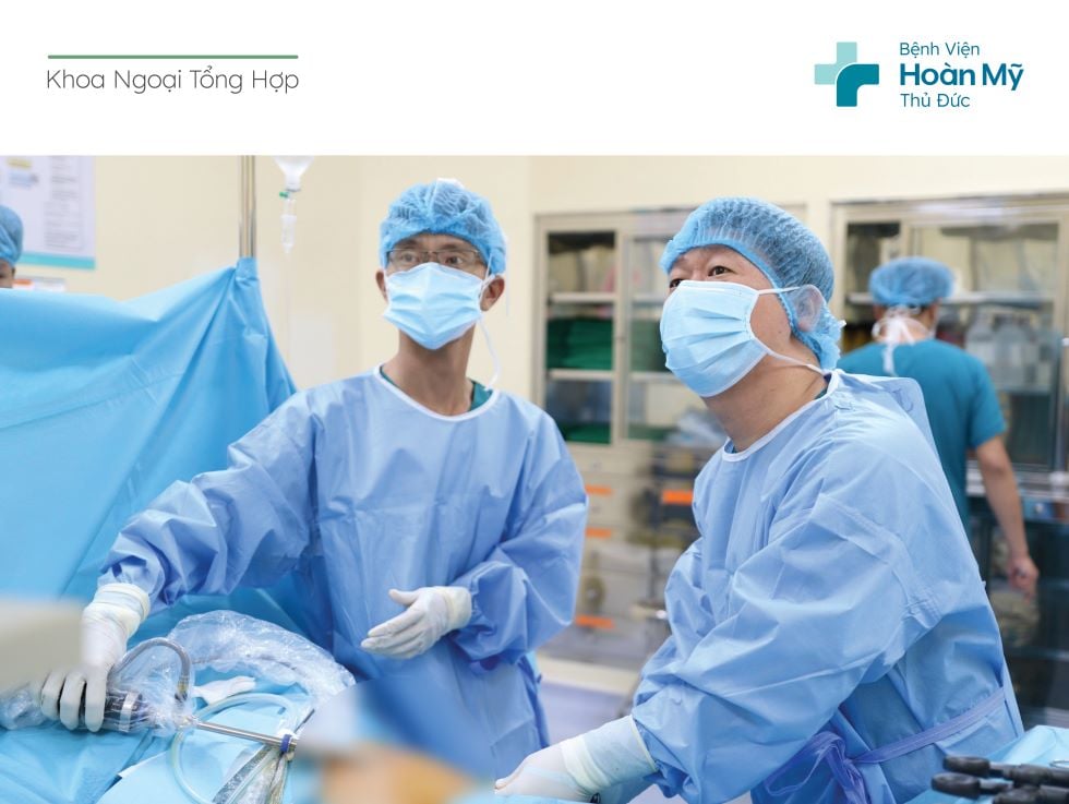 Cấp cứu thành công cậu bé 10 tuổi nhập viện vì viêm ruột thừa