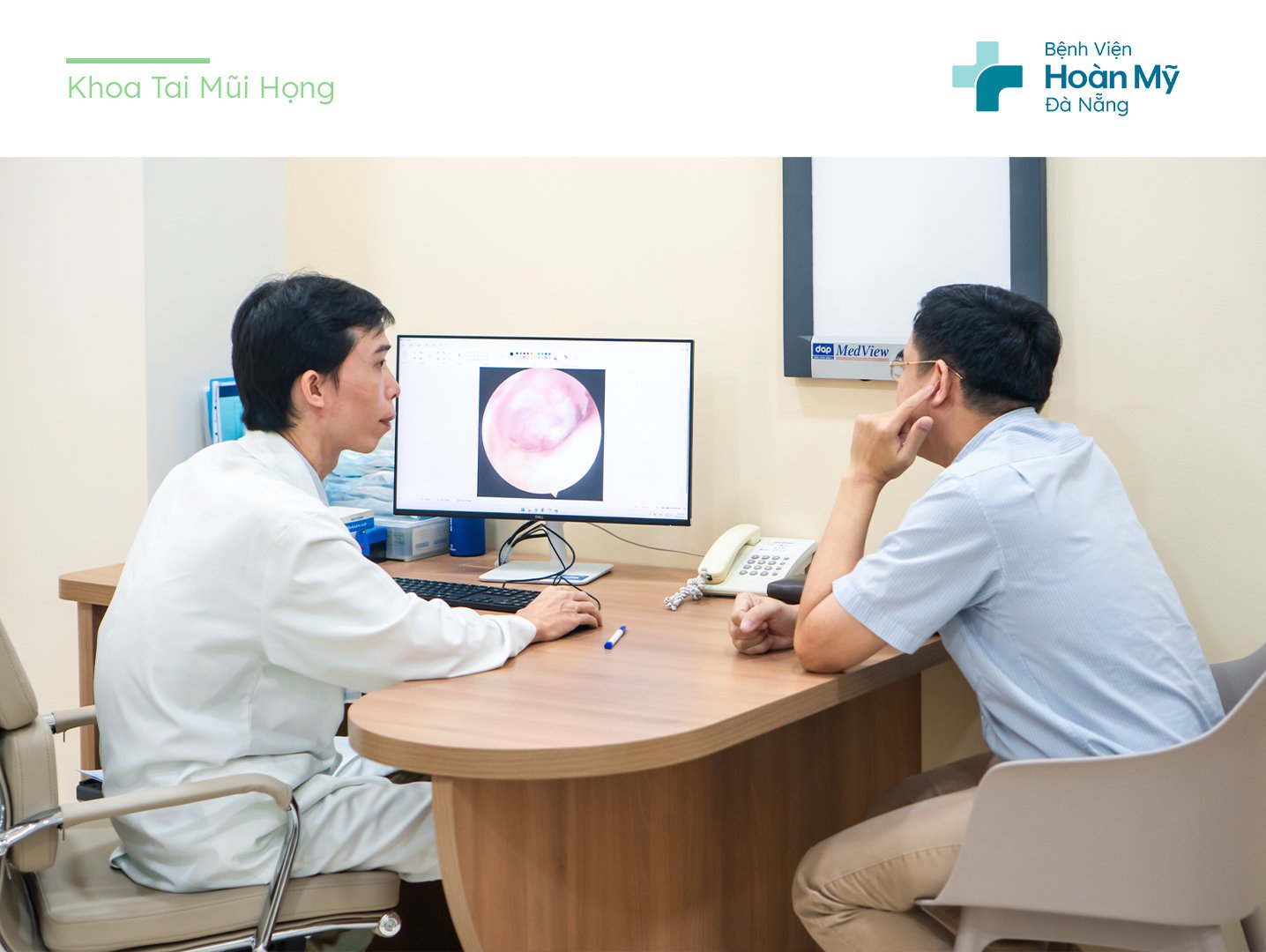 Phẫu thuật vá nhĩ bằng nội soi – Tìm lại thanh âm rõ nét cho người đàn ông thủng màng nhĩ hơn 30 năm