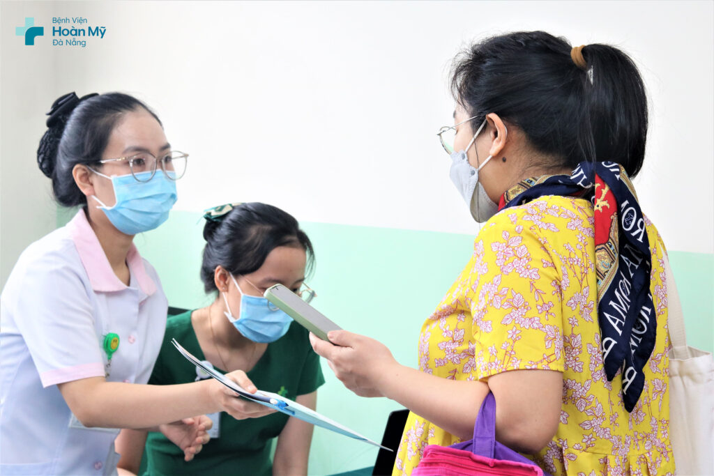 Lớp học tiền sản tháng 11/2023 với sự tham gia của nhiều mẹ bầu