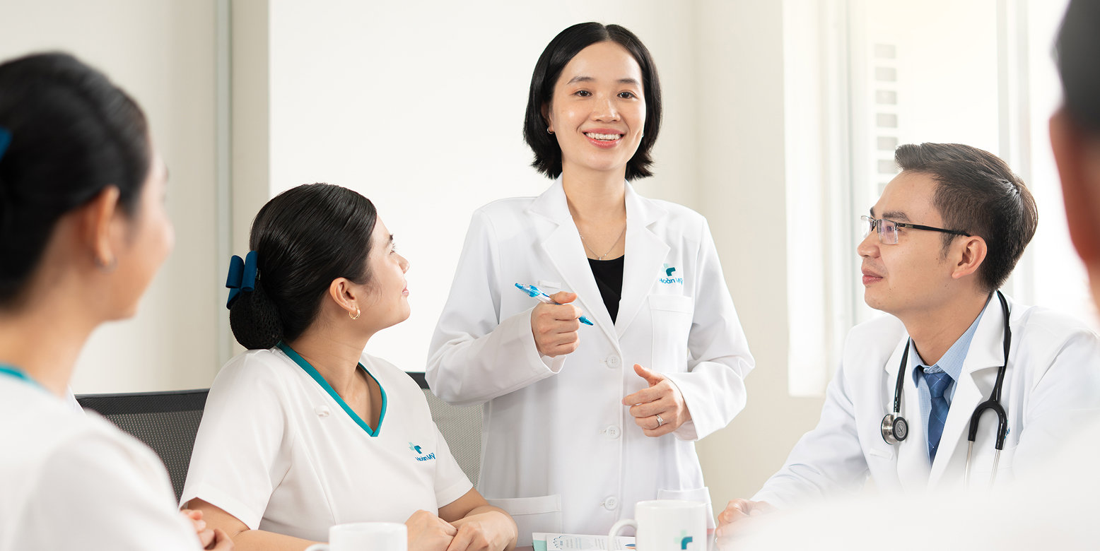 Hoanmy Academy Banner Main Illustration