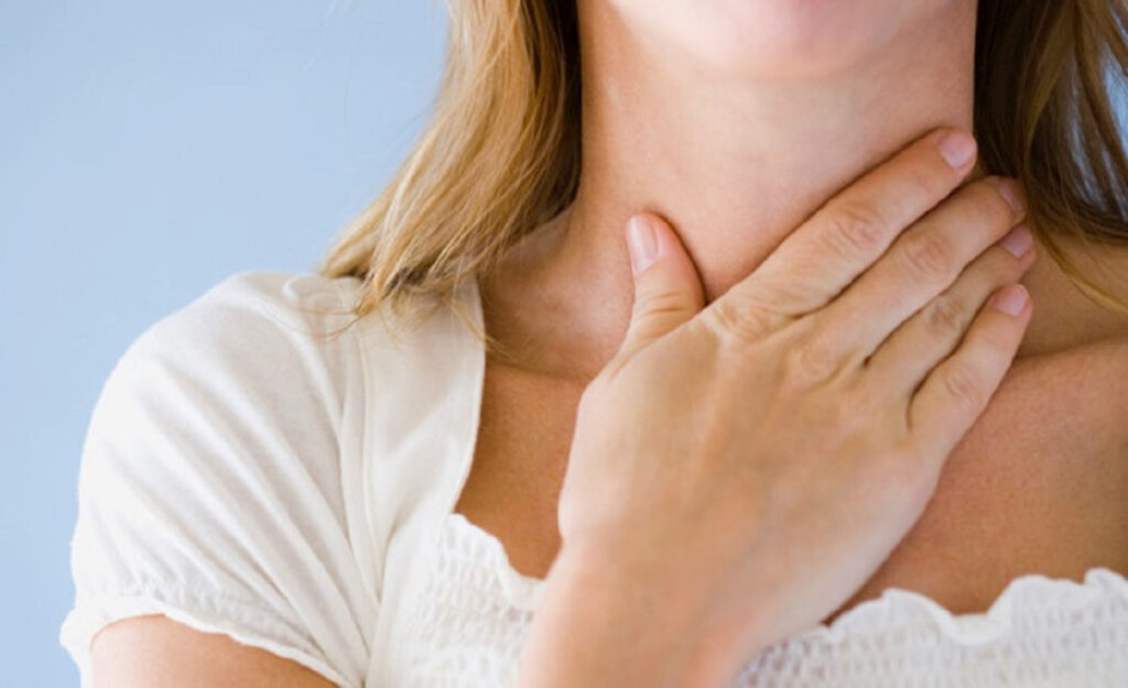 Bướu cổ là tình trạng kích thước tuyến giáp tăng lên 