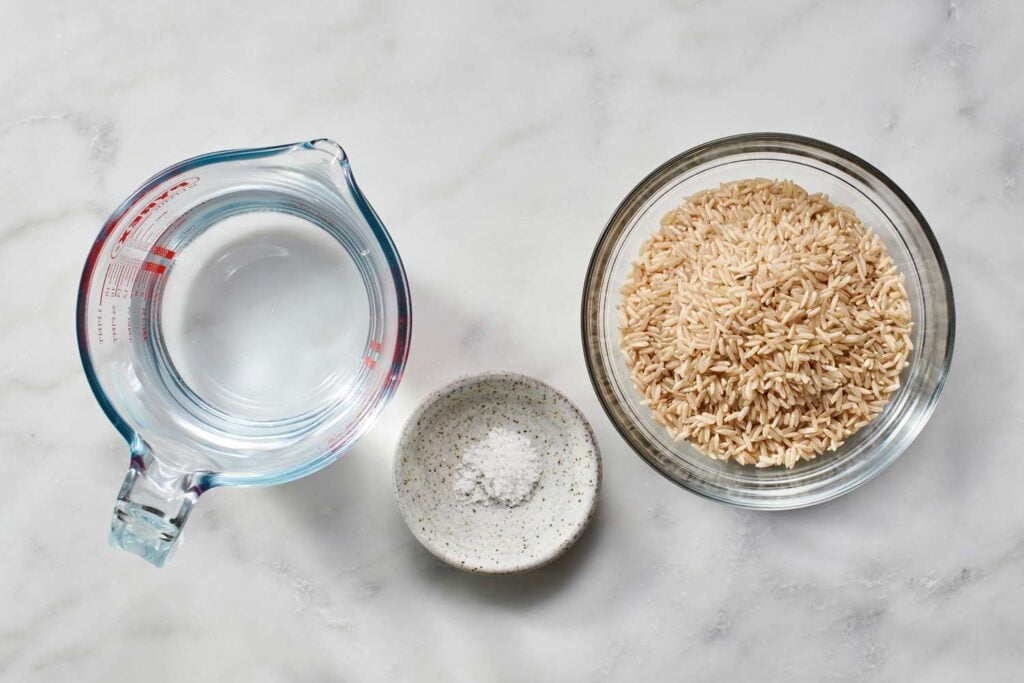 Cách làm nước từ gạo rang lên chữa tiêu chảy hiệu quả 