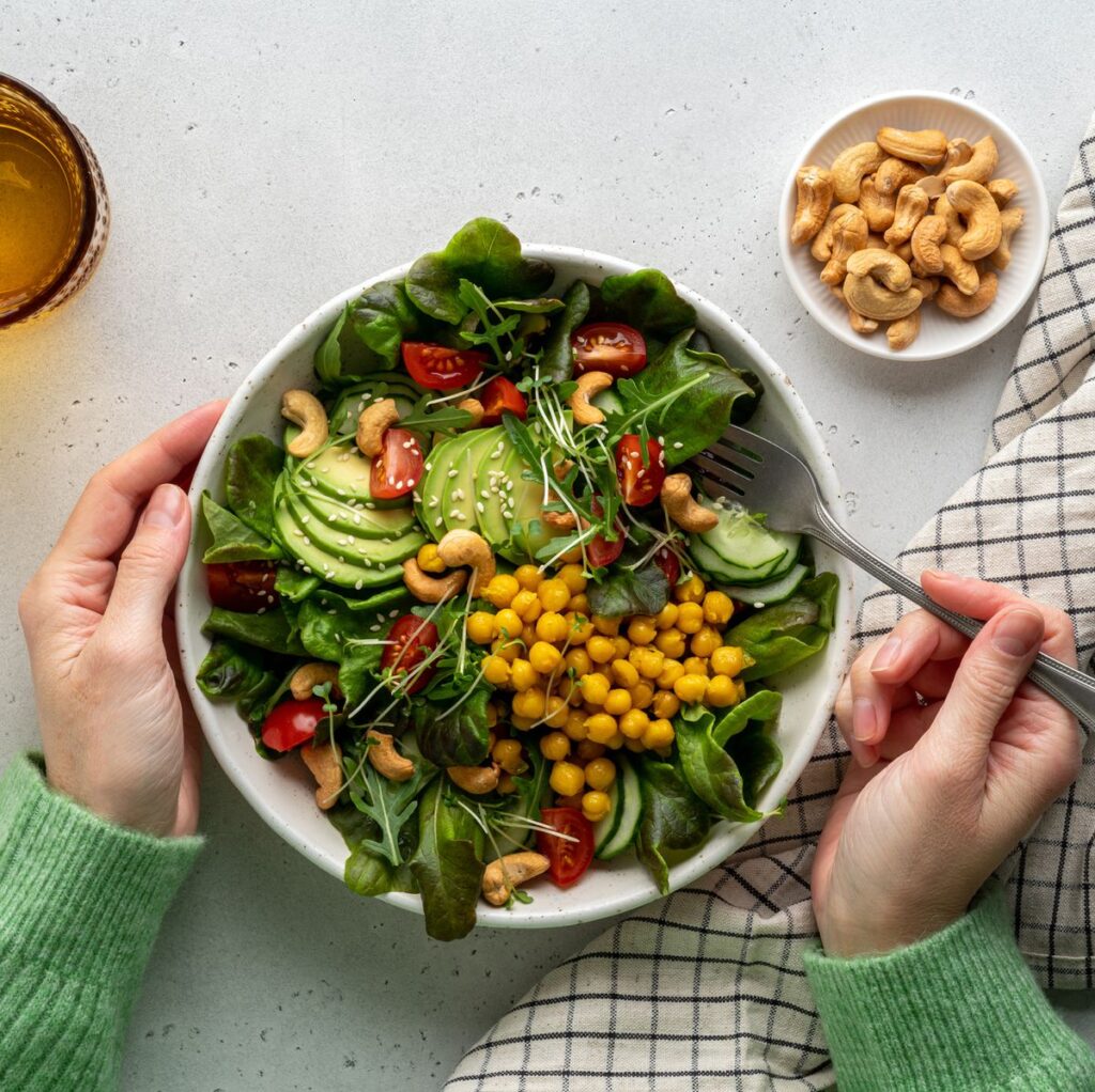 Ăn nhiều rau xanh giúp điều hòa đường huyết