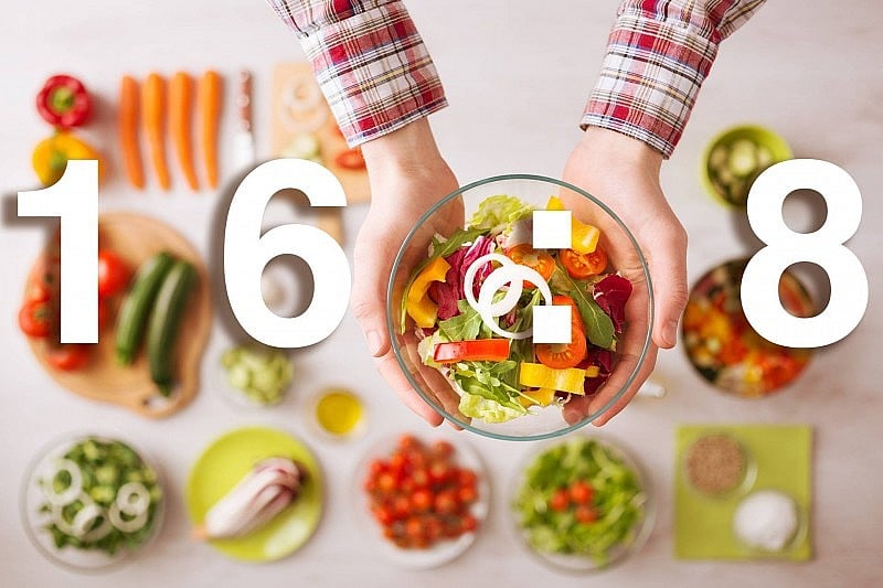 Khi thực hiện chế độ nhịn ăn gián đoạn, cần lưu ý đến thời gian 