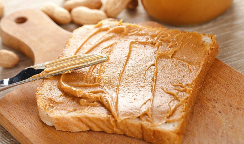 Thêm lạc vào bữa ăn nhẹ hàng ngày để hỗ trợ giảm cân hiệu quả 