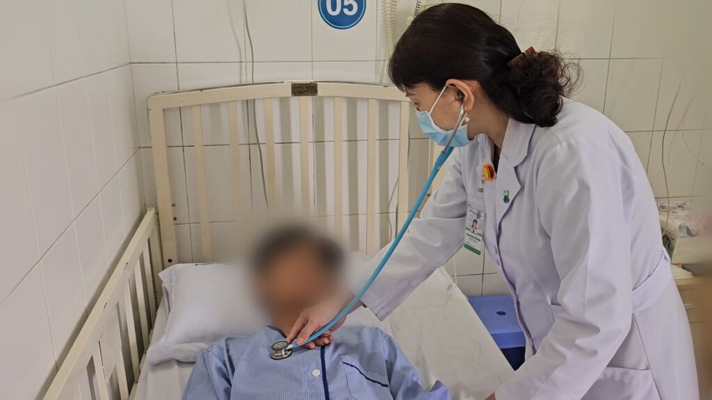 Điều trị thành công cho một trường hợp bị ngạt nước ở trẻ em