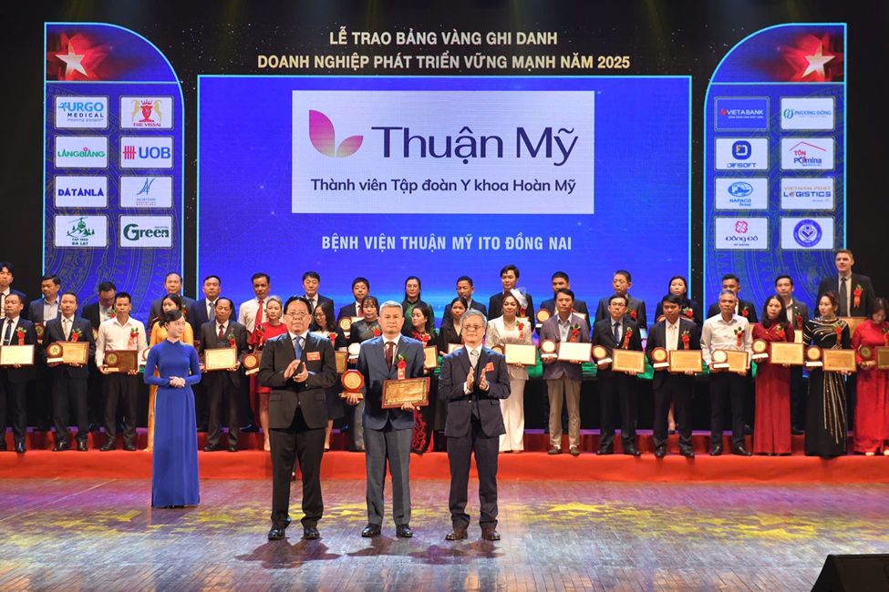 Bệnh viện Thuận Mỹ ITO Đồng Nai được vinh danh Doanh nghiệp Phát triển vững mạnh 2025