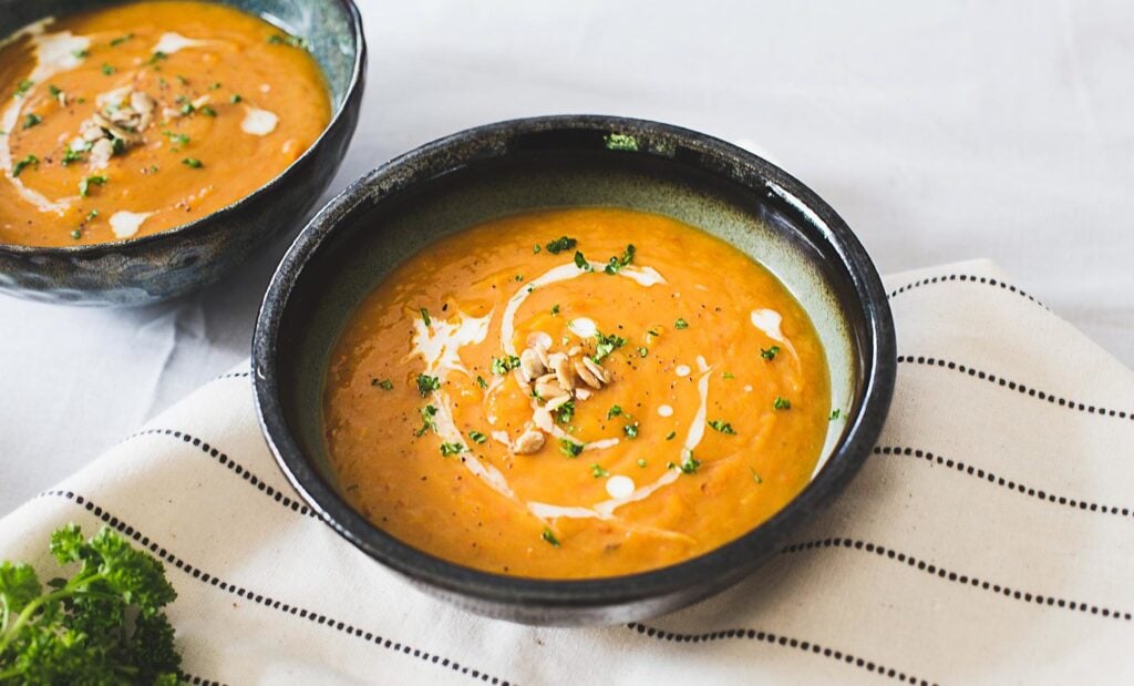 Súp bí đỏ cùng với khoai tây thơm ngon lại tốt cho sức khỏe 