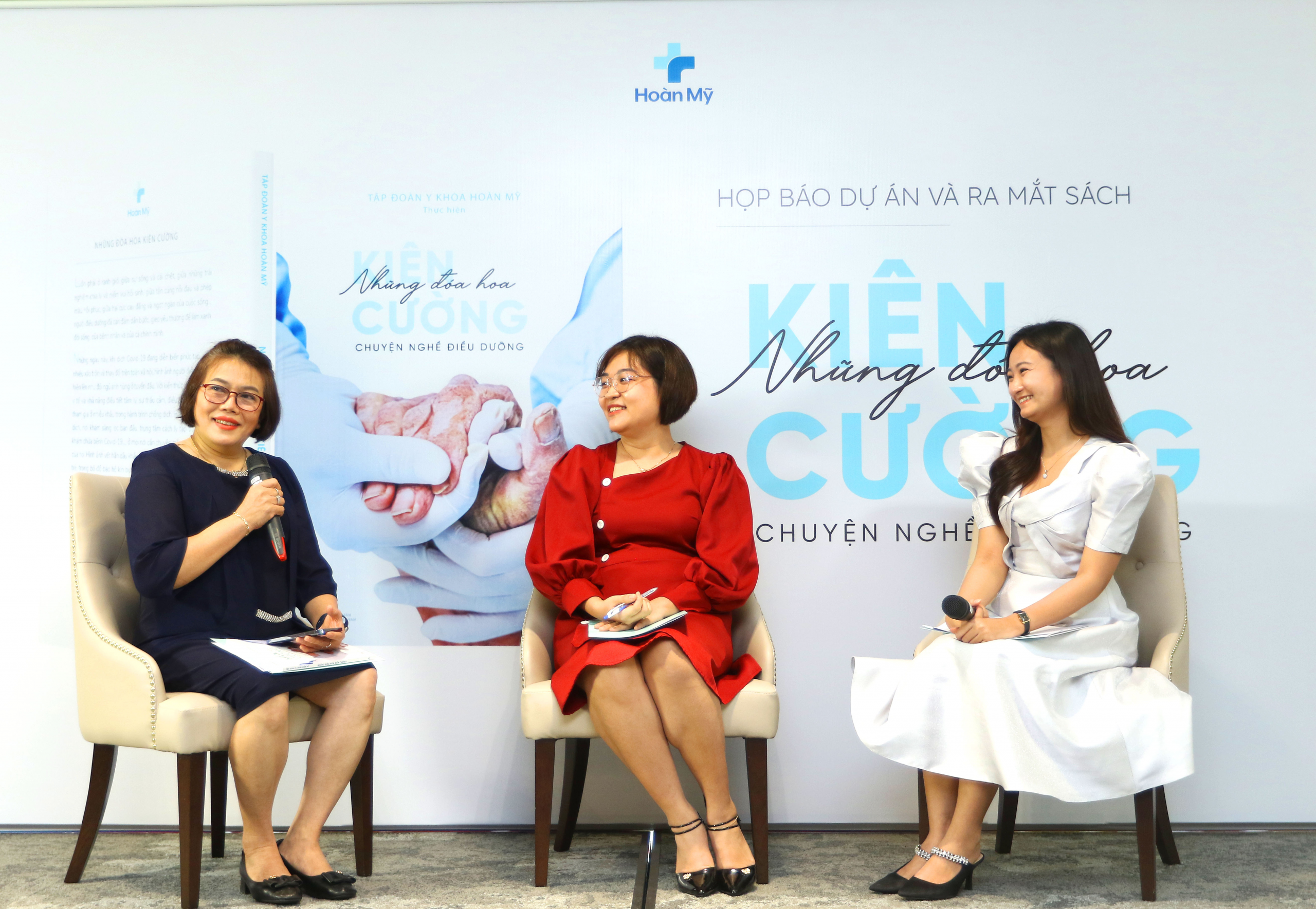 New Photo Book Pays Tributes to Nurses in COVID Fight