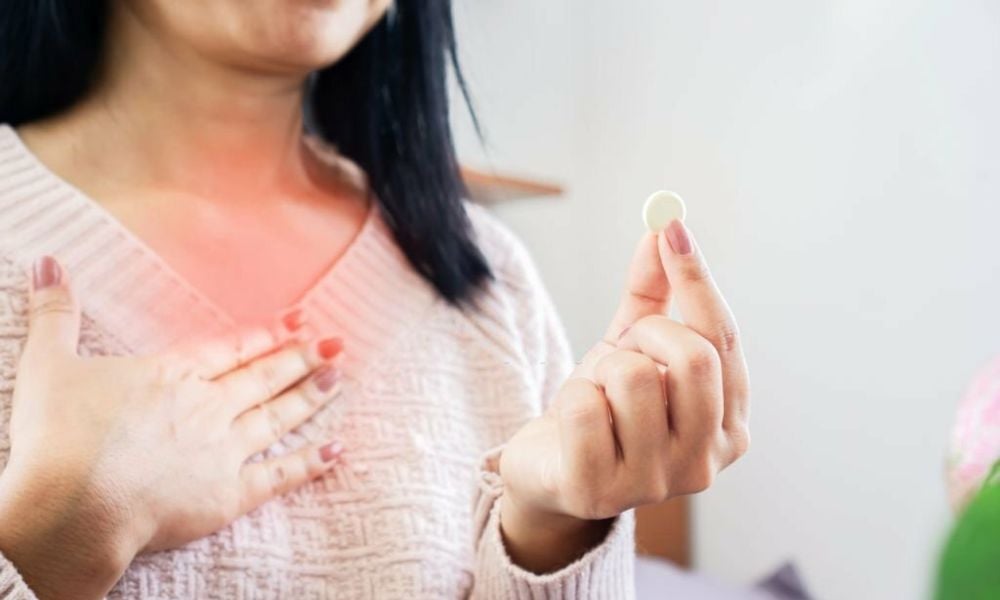 Nexium điều trị các bệnh về tiêu hóa như trào ngược dạ dày, đau dạ dày, loét tá tràng và hội chứng Zollinger Ellison (ZES).