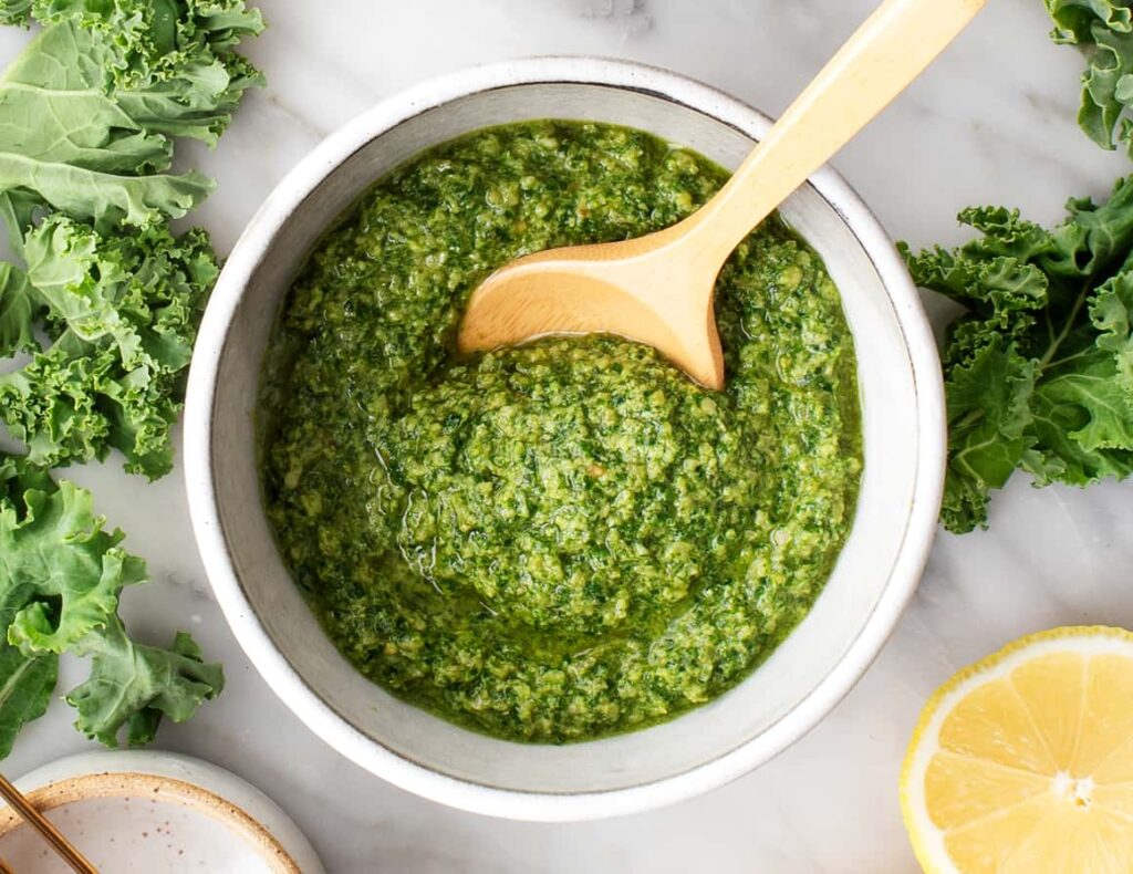 Cách nấu món sốt pesto cải kale
