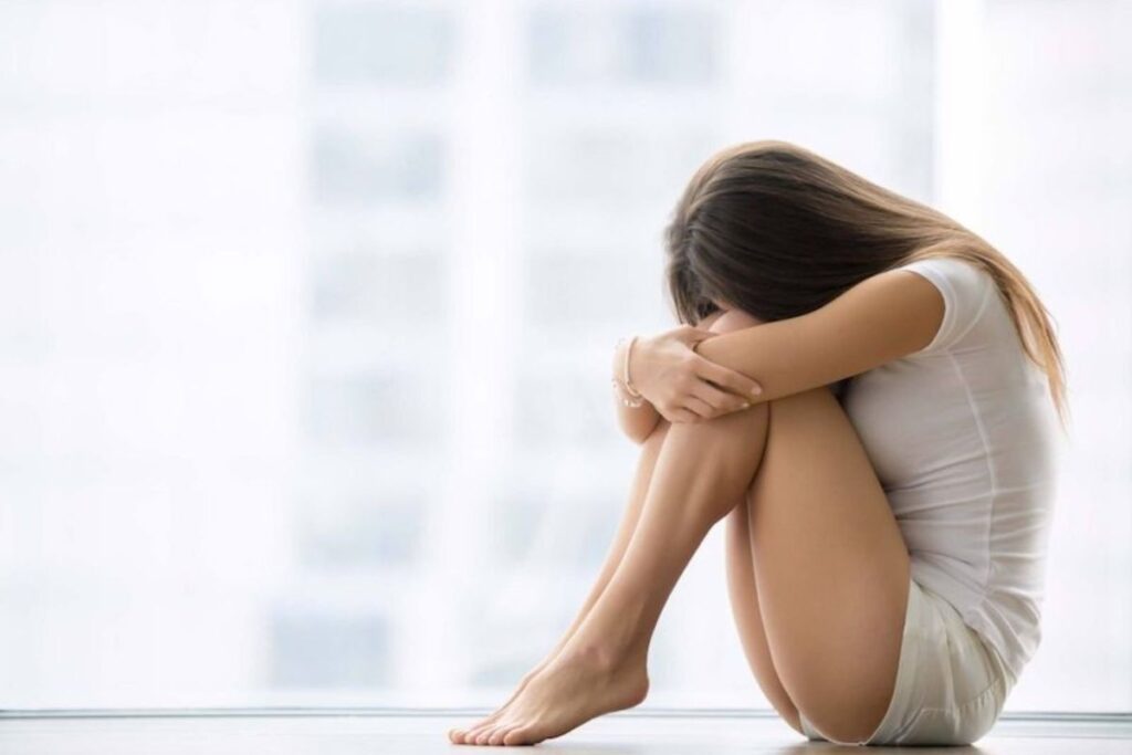 Rối loạn nội tiết tố khiến nồng độ hormone estrogen trong cơ thể thay đổi 