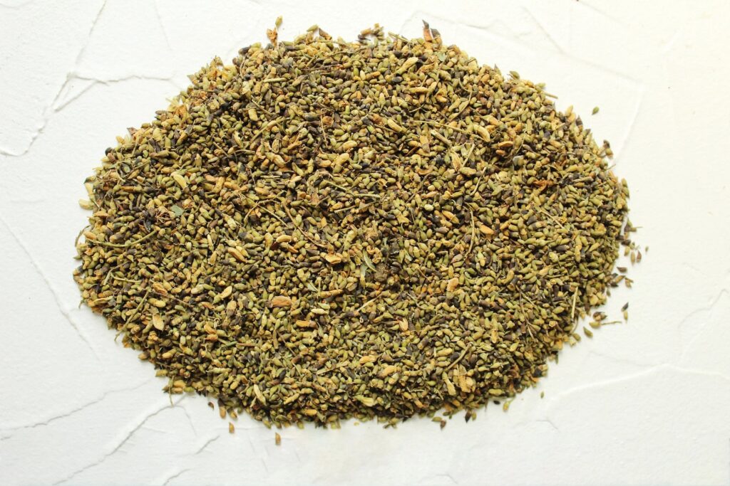 Hoa cây hòe được chống chỉ định trong một số trường hợp nhất định 