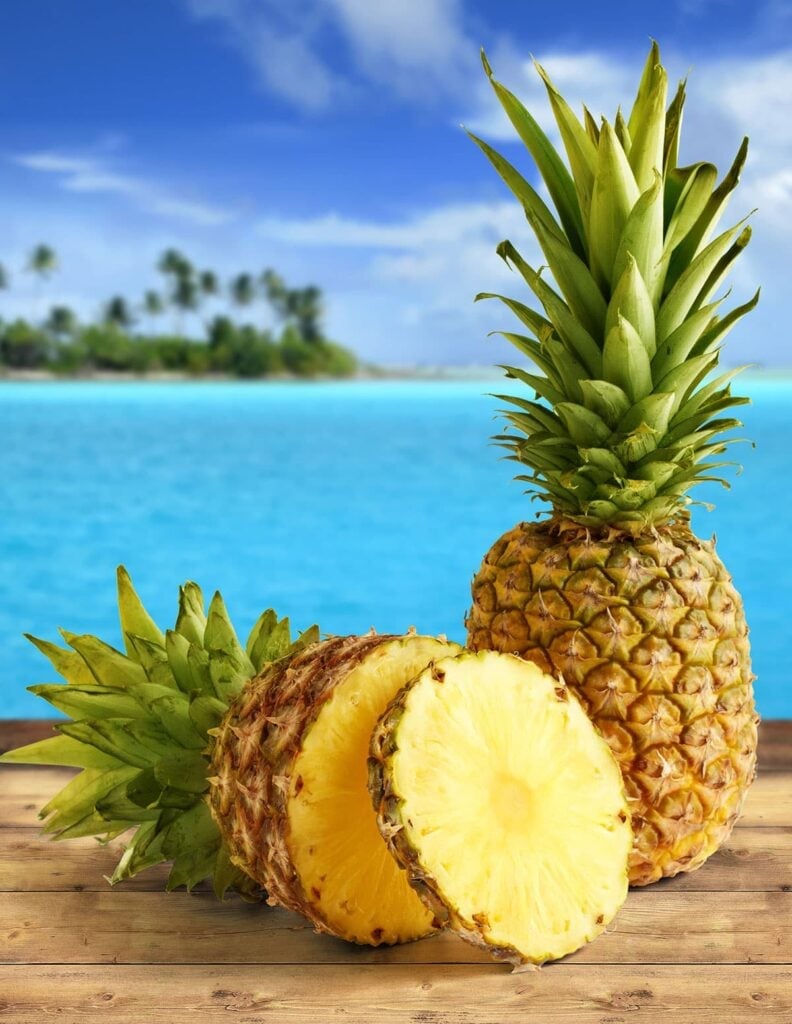 Dứa có lợi cho sức khỏe răng miệng