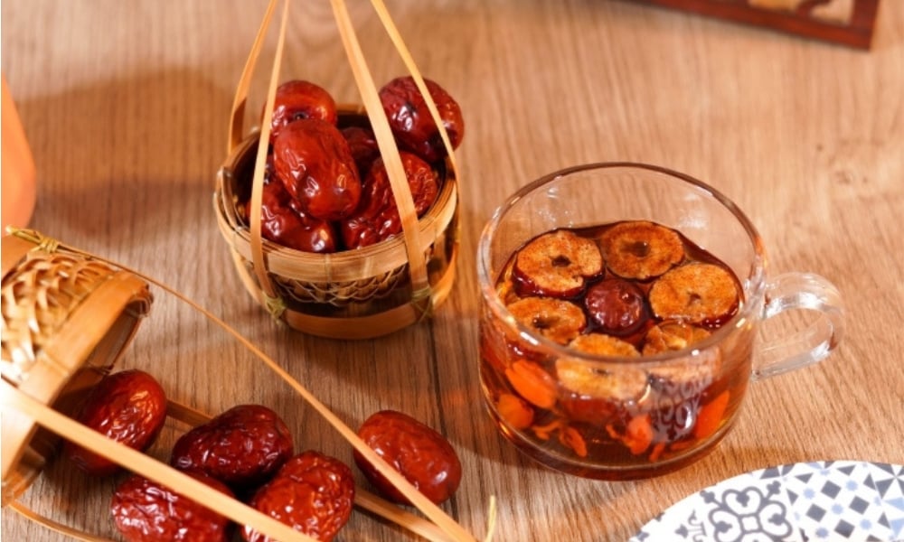 Trà táo đỏ giúp thanh nhiệt, giải độc