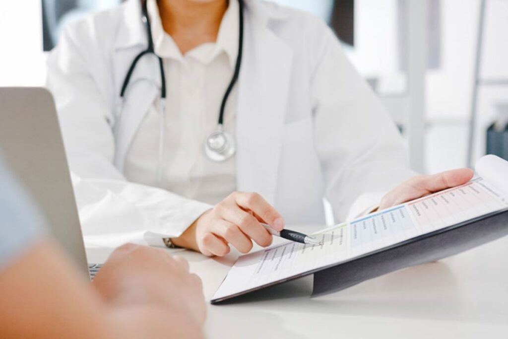 Trao đổi với bác sĩ về một số vấn đề cần chuẩn bị trước khi phẫu thuật